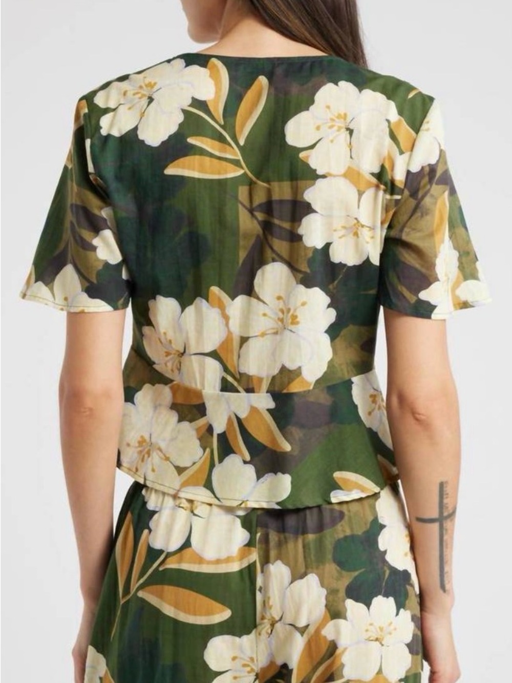 NWT! Rails Tia Tie Top - Picture 2 of 6
